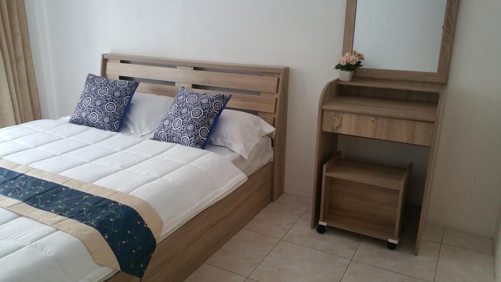 Sunshine Guesthouse Patong Extérieur photo