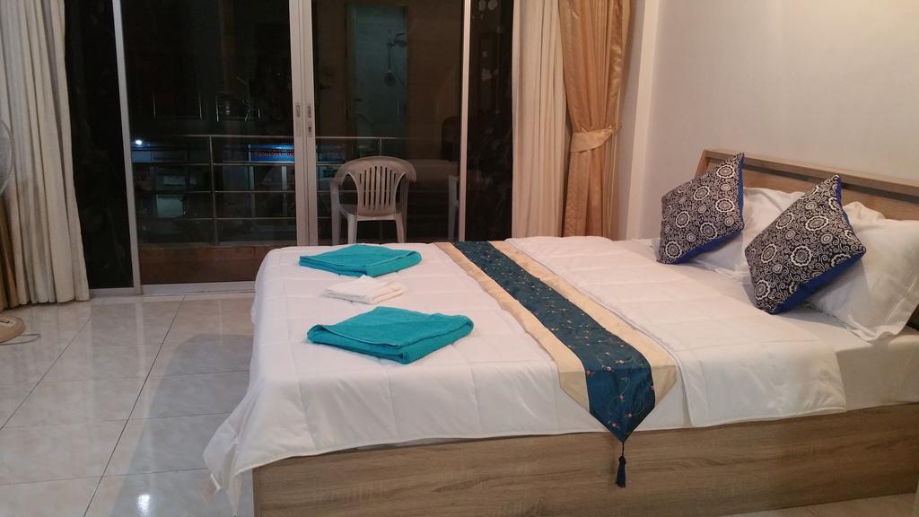 Sunshine Guesthouse Patong Extérieur photo