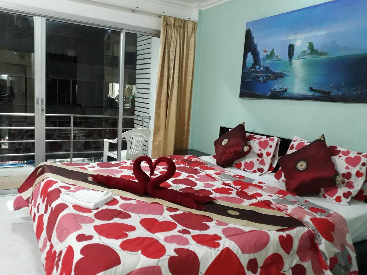 Sunshine Guesthouse Patong Extérieur photo